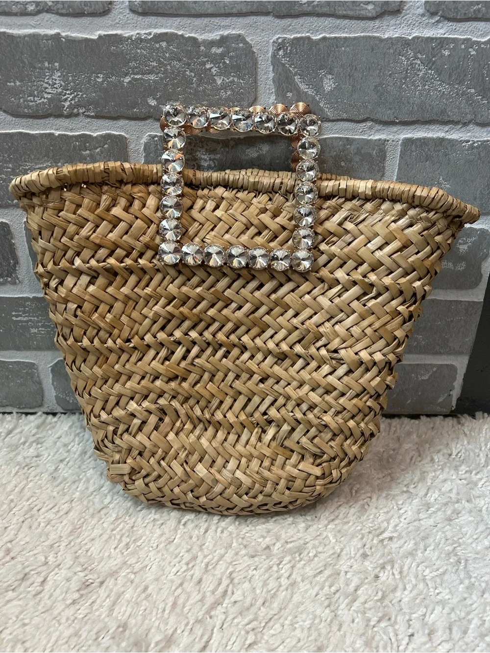 Urban Expressions Natural Straw Tote with Rhinestone Square Handle - Picture 2 of 8